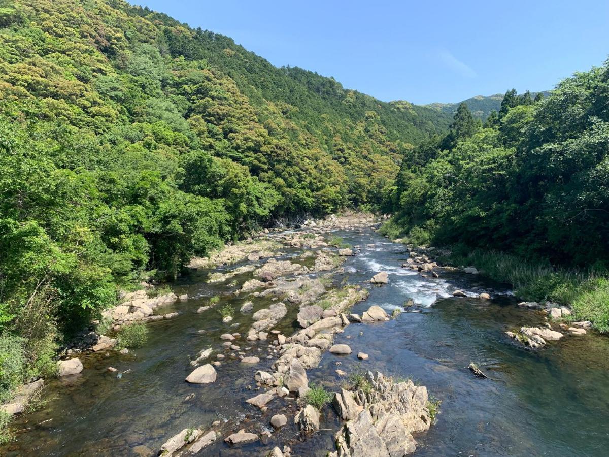 River, Mountain Retreat At 四万十accommodation